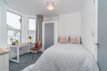 6 bed house, Derry Avenue, City Centre, Plymouth, PL46BH - Image 2
